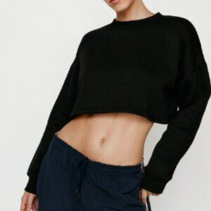 🖤 Black Cropped Sweatshirt